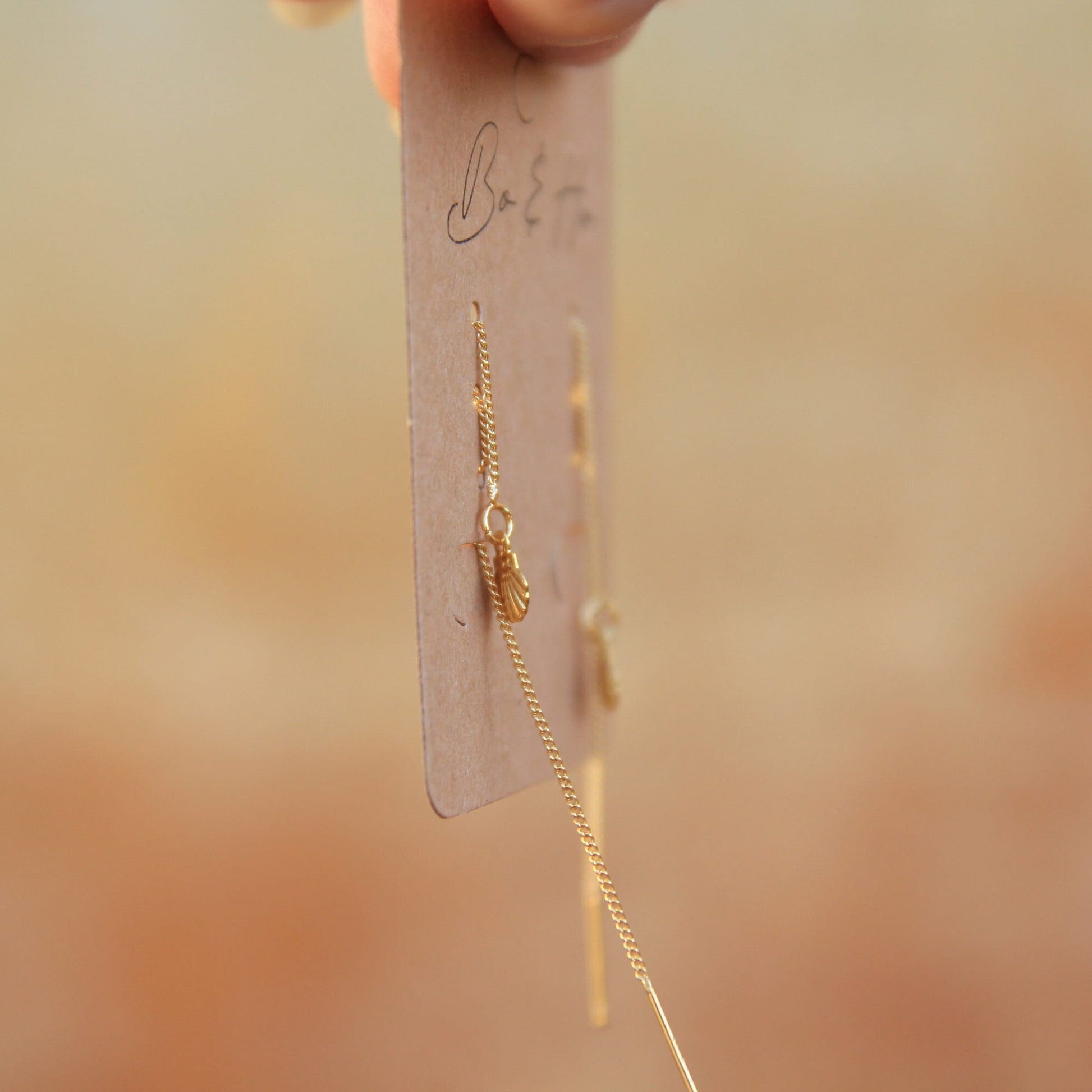 Minimalist Shell Threader Earrings / Delicate Tiny Sea Shell Dangly Earrings